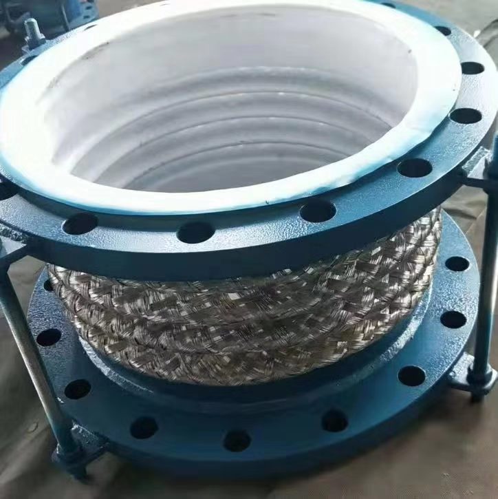 钢衬四氟补偿器
